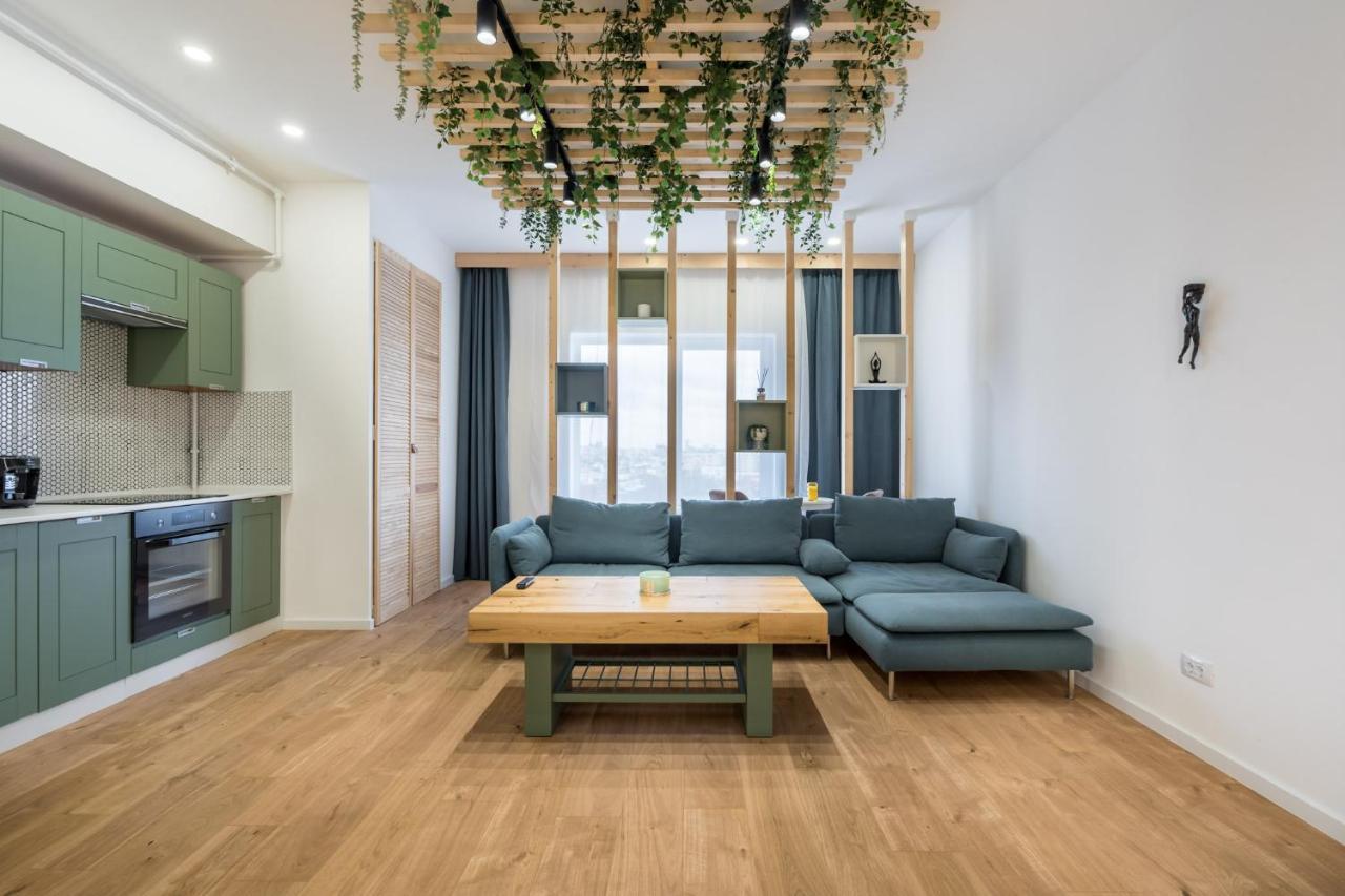 Appartement Jungle Escape - Luxe 1-Br Haven In Bucarest Extérieur photo