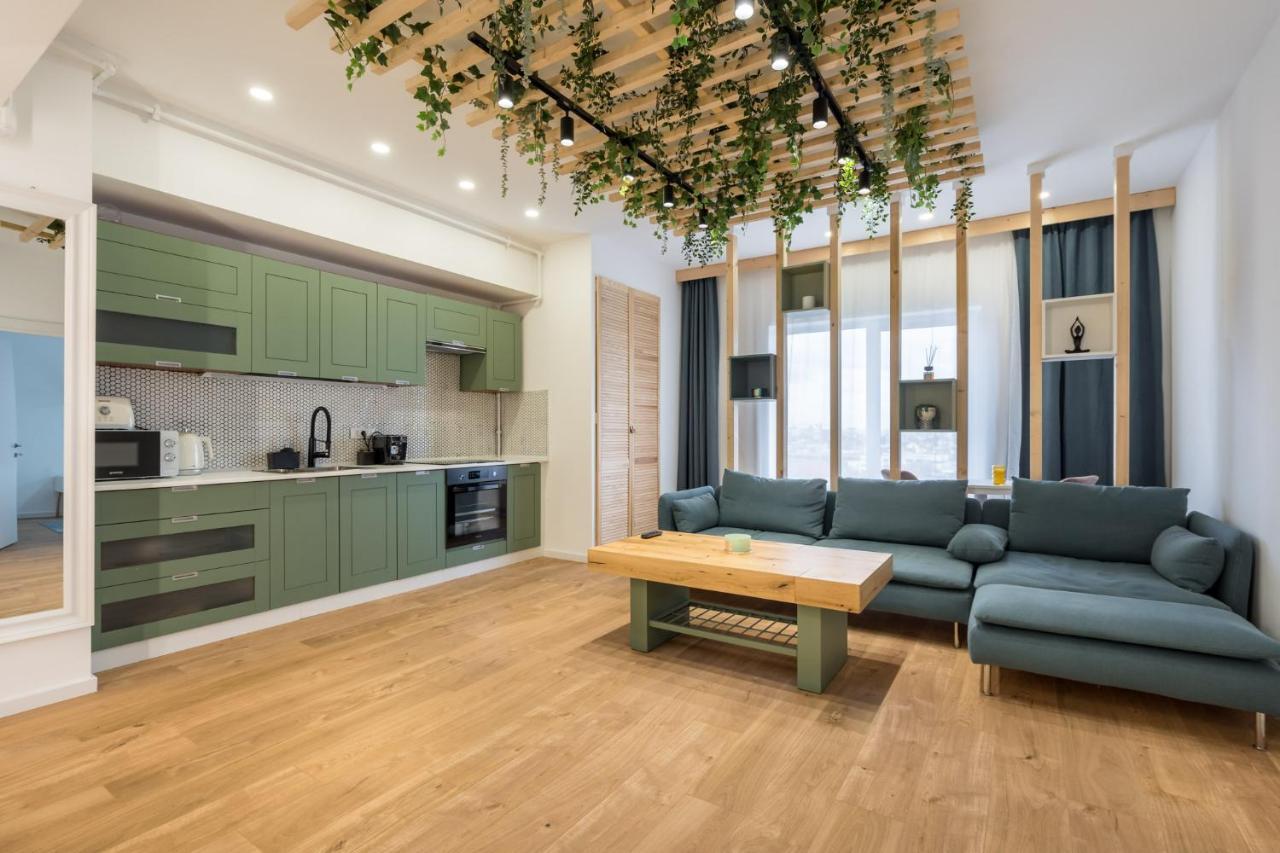 Appartement Jungle Escape - Luxe 1-Br Haven In Bucarest Extérieur photo