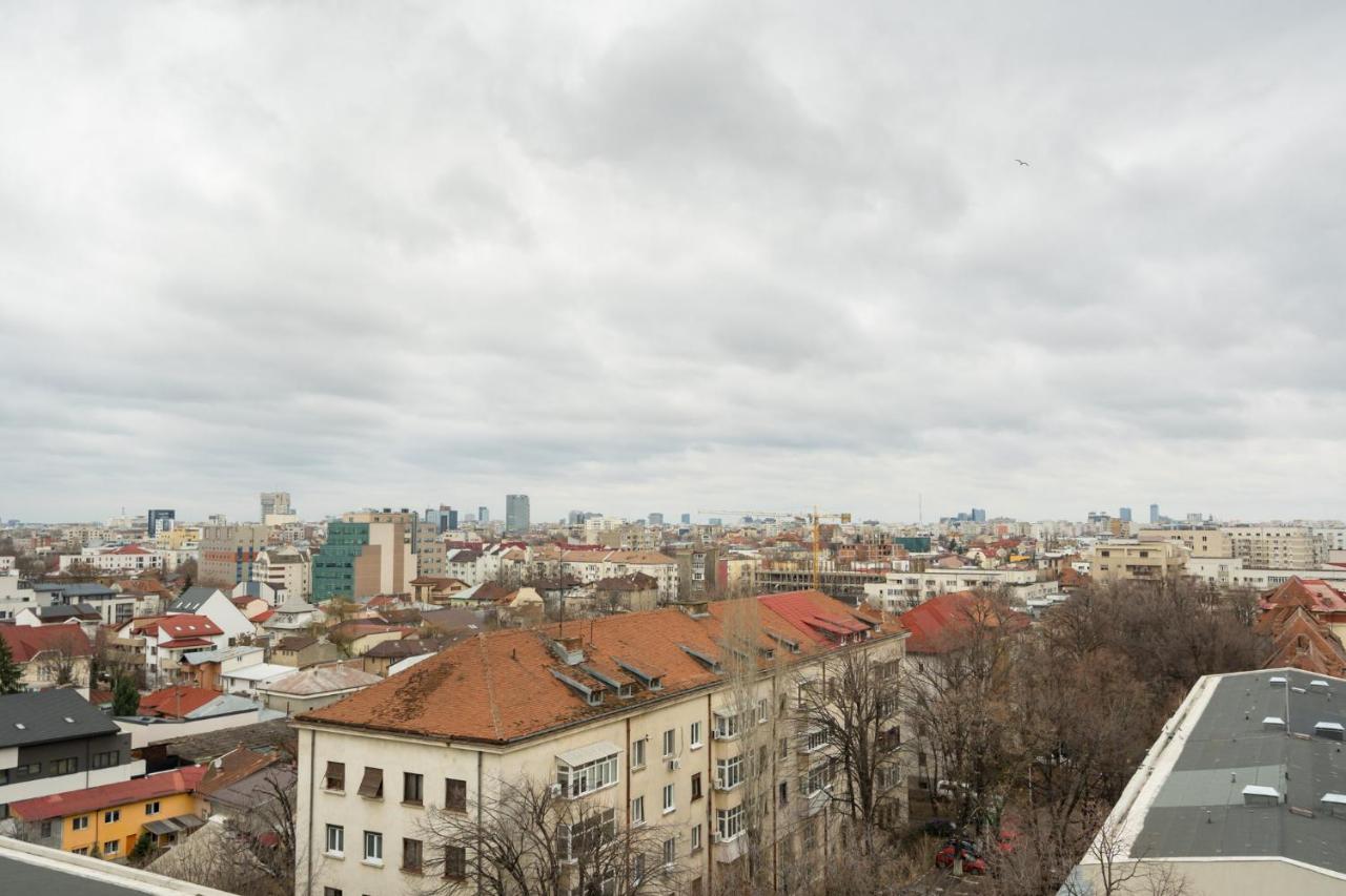 Appartement Jungle Escape - Luxe 1-Br Haven In Bucarest Extérieur photo